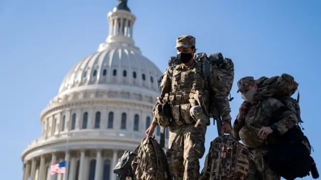 رئیس جمهور آمریکا گفته که خروج نیروهای آمریکایی از این کشور تا مدت مشخص شده ممکن نیست