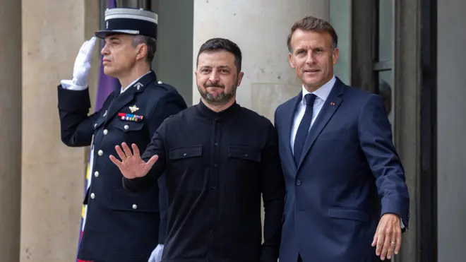 زلنسکی و مکرون
