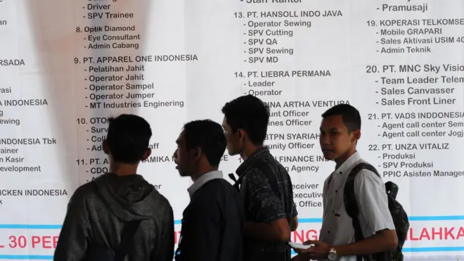 Nadiem ditunjuk menjadi menteri seiring target Presiden Jokowi untuk mempersiapkan peserta didik yang siap bekerja di berbagai sektor industri.