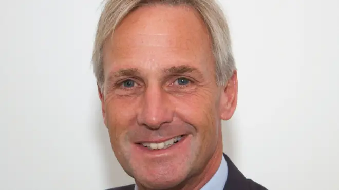 ريتشارد دراكس قال إنه لا يمكن أن يتحمل مسؤولية ما جرى منذ 300 سنة