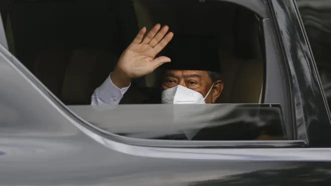 นายมูห์ยิดดิน ยัสซิน