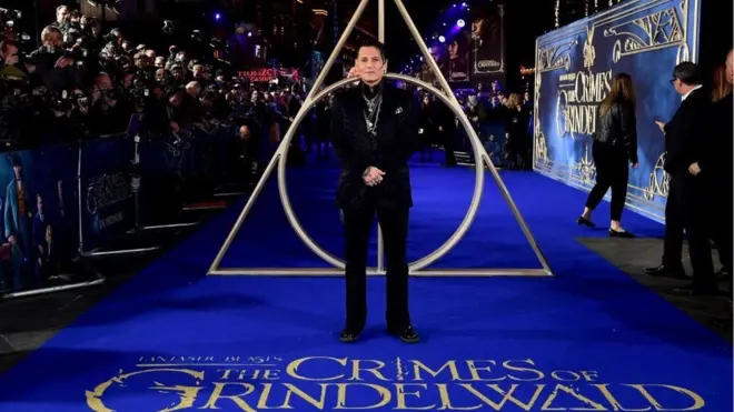 Виконавець ролі Ґеллерта Ґріндельвальда Джонні Депп під час прем'єри фільму в Лондоні 13 листопада 2018 року