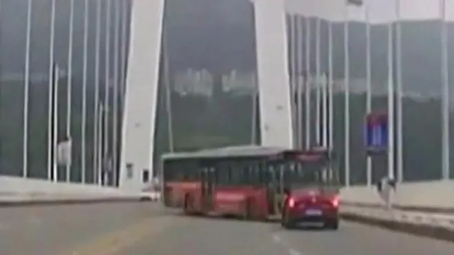 승객과 기사 몸싸움에 목숨 잃은 승객들