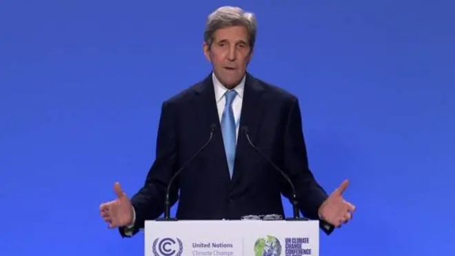 ጆን ኬሪ ብወገኑ፡ "ኣመሪካን ቻይናን ብዙሕ ዘፈላልየን ኣሎ፤ ኣብ ጉዳይ ክሊማ ግን ሓቢርካ ብምስራሕ ጥራይ ፍታሕ ከምዝመጽእ ይፈልጣ እየን" ኢሉ።