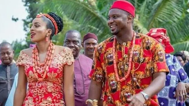 Alụmdina nwunye hụrụ ọnwe ha na ya na-atọ ụtọ