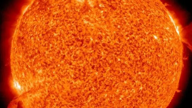 Erupções solares