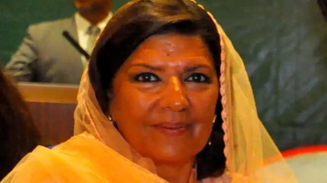 علیمہ خان ان دنوں غیر ملکی دورے پر ہیں جہاں پر وہ شوکت خانم ہسپتال اور نمل یونیورسٹی کے لیے فنڈز اکھٹے کرنے کی مہم میں شریک ہیں