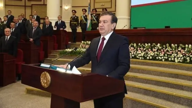 Президент Шавкат Мирзиёевнинг қасамёд қабул қилган пайти