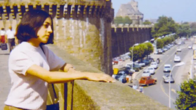 Diana era una adolescente de 16 años cuando quedó embarazada de su bebé.