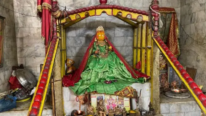 మారీ మాత విగ్రహం