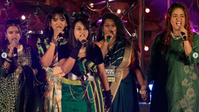 वाइल्ड वाइल्ड वुमेन ग्रुप