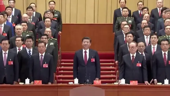 Сі Цзіньпін на з'їзді Комуністичної партії Китаю