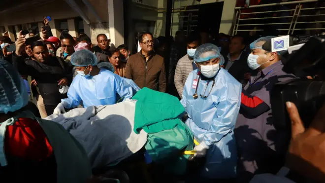 सांसद चन्द्र भण्डारीलाई उपचारको क्रममा लगिँदै