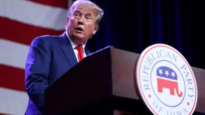 ترامب في حفل الحزب الجمهوري بولاية آيوا 
