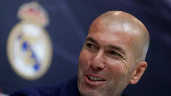 Zidane anunció que no entrenará la próxima temporada al Real Madrid.