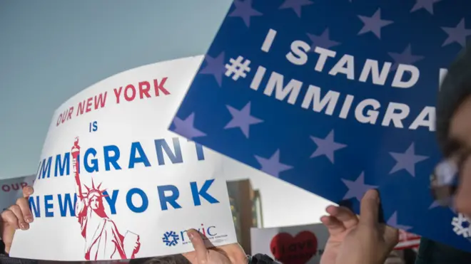 محتجون في لوس انجليس