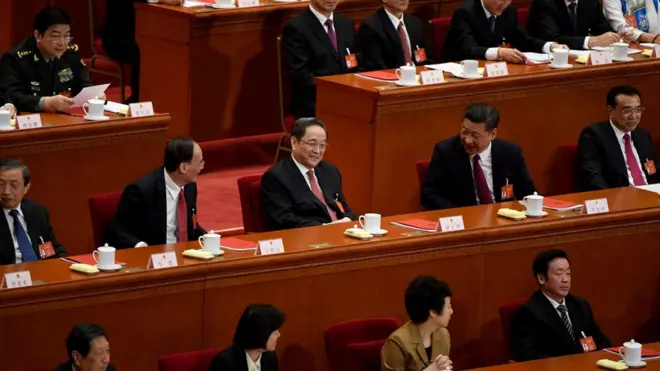Ban thường trực Đại hội Đại biểu Nhân dân toàn quốc sẽ xem xét dự luật về sử dụng Quốc ca tại Hong Kong tại kì họp vào tháng 10 tới