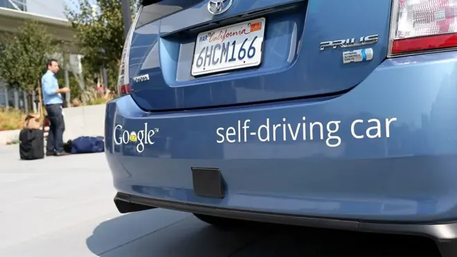 بغیر ڈرائیور گاڑی