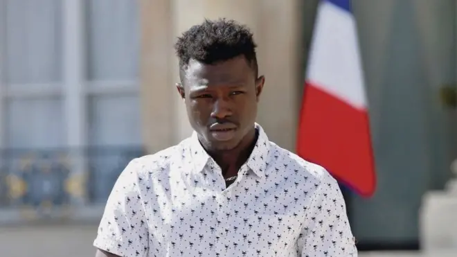 Mamoudou Gassama, un avenir au sein des sapeurs-pompiers