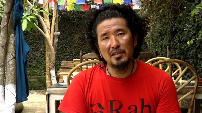 लागुऔषधमा फसेर धेरै करिव २० वर्ष खेर फालेका वाङ्डा शेर्पाले यो वर्ष सर्वोच्च शिखर सगरमाथाको सफल आरोहण गरेका छन्। उनी कुतलबाट छुट्न कसरी सफल भए, एक भिडिओ।