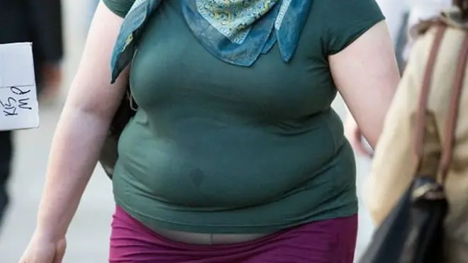 خبراء يربطون بين الوزن الزائد والإصابة بسرطان الكلى