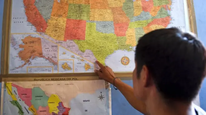 El proyecto de ley, de ser aprobado, otorgaría facultades al Senado para modificar o terminar un tratado internacional ante la "amenaza" extranjera, como por ejemplo el acuerdo por el que México transfirió a EE.UU. gran parte de su territorio.