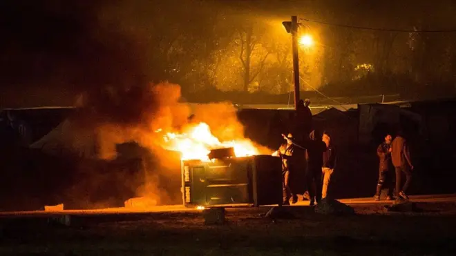 د فرانسې کالې کمپ کې نښته