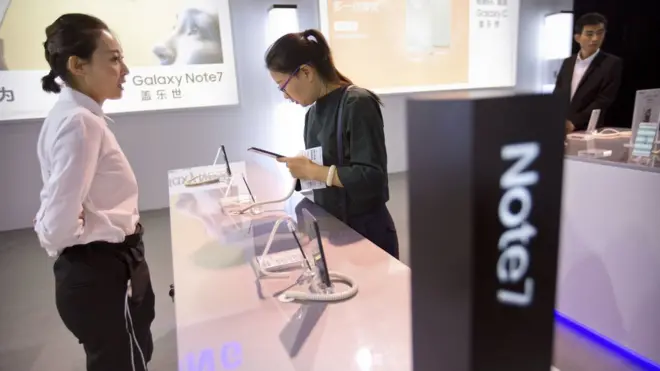 نوٹ سیون کی بیٹریوں میں خرابی کے باعث کمپنی نے اسے واپس لینے کا اعلان کیا تھا