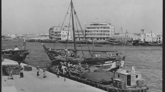 صورة للواجهة البحرية في دبي عام 1967
