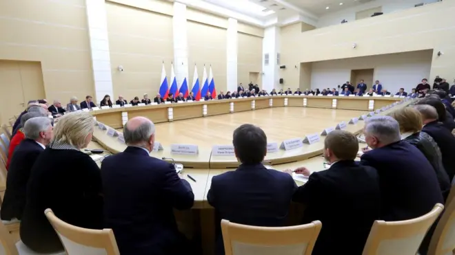 Рабочая группа по проработке поправок в Конституцию на встрече с Путиным