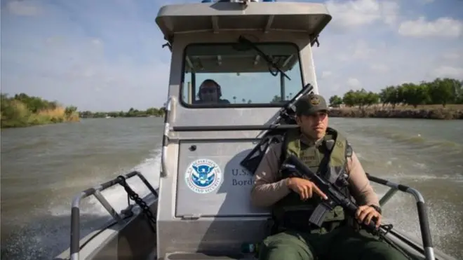 بوش وأوباما أرسلا آلاف الجنود لحماية الحدود الأمريكية من قبل