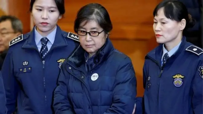 Прокурори вимагали призначити їй сім років за використання зв'язків президента, щоб влаштувати в університет свою дочку