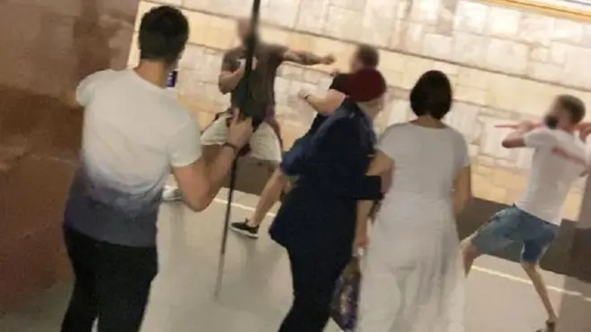 Бійка сталася на метро "Театральна"