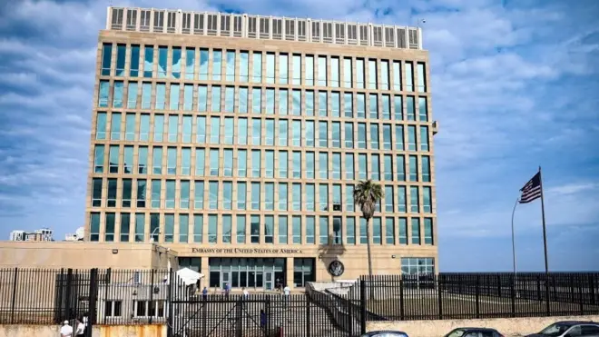 쿠바 주재 외교관들은 처음으로 증상을 호소했다