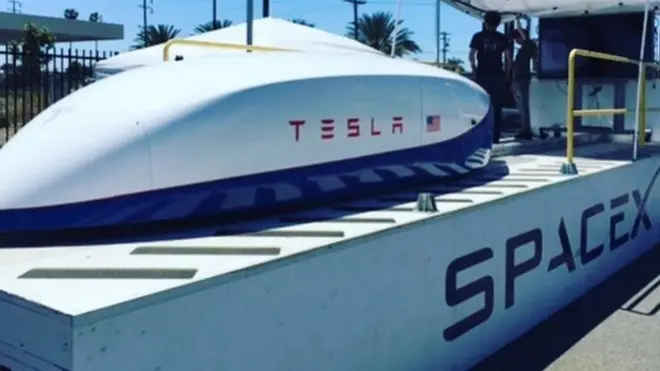 Hyperloop система