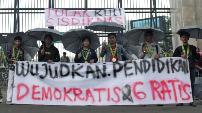 Penolakan RUU Sisdiknas