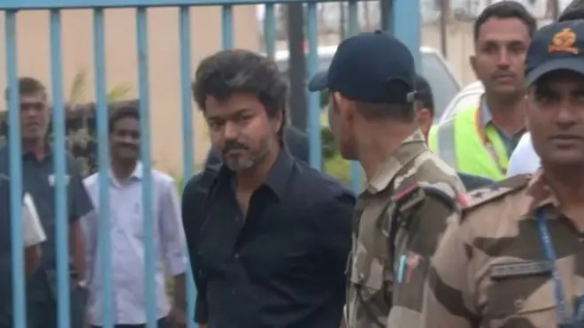 கரூர் சம்பவம் குறித்த டெல்லியில் விஜயிடம் சிபிஐ விசாரணை - என்ன நடக்கிறது?