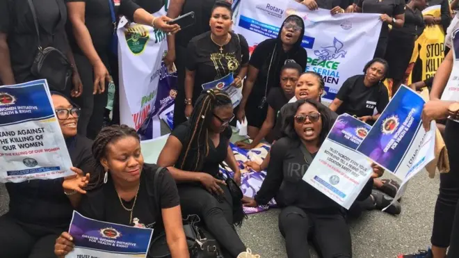 Women dey protest