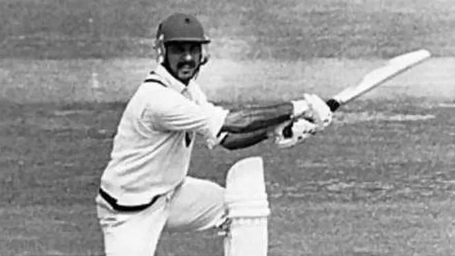 કૃષ્ણામાચારી શ્રીકાંતે માત્ર 103 બોલમાં ફટકારેલાં 123 રન ભારત દ્વારા પાકિસ્તાન સામેની વન-ડે મેચમાં પહેલી સદી હતી.