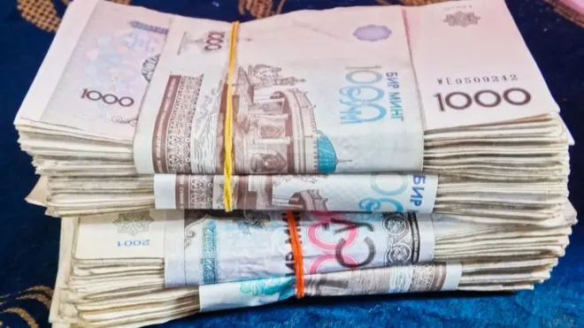 Ҳукумат $16 дан ёрдам пули бермоқчи - бу етадими? - Ўзбекистон, коронавирус