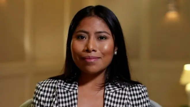 Yalitza Aparicio, de 25 años, hizo su primer trabajo de actuación en "Roma".