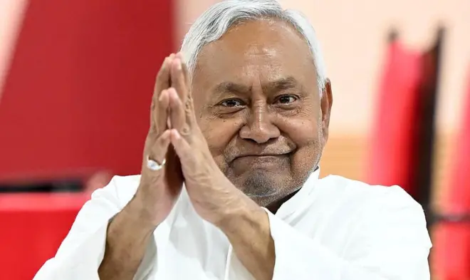 नीतीश कुमार