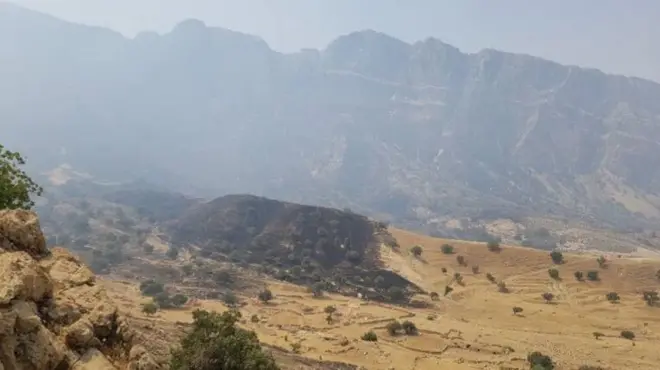 شعله‌های آتش بار دیگر در جنگل‌ها و مراتع منطقه بابا احمد اندیکا در استان خوزستان زبانه کشید