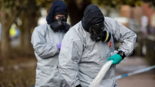 Британські хіміки оприлюднили перші висновки про отруту, якою отруїли Сергія Скрипаля та його доньку