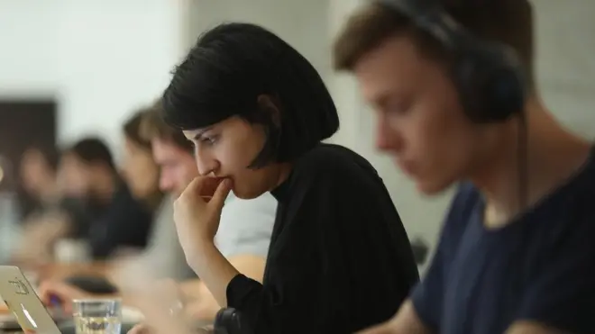 تمييز خفي ضد المرأة في بيئة العمل