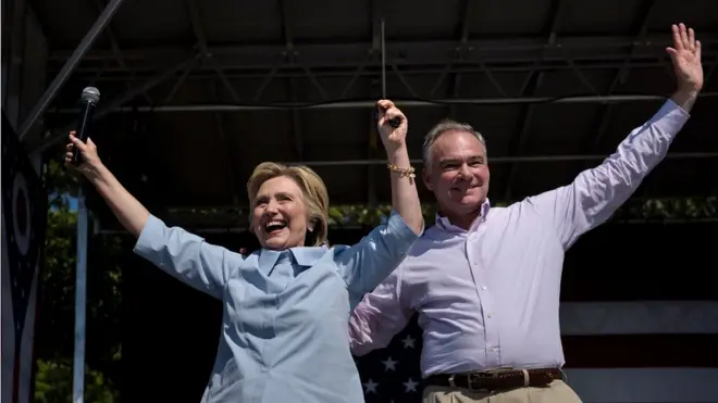 Pese a acompañar a Hillary Clinton en muchas de sus actividades, la figura de Tim Kaine no ocupa gran presencia en los medios.