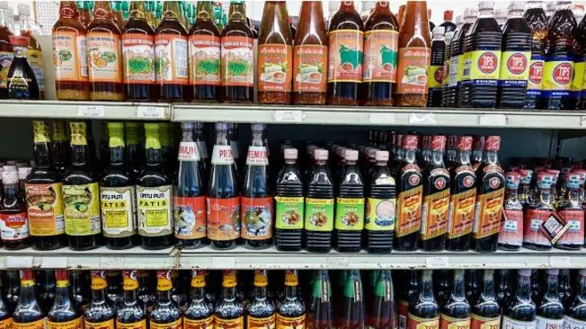 เครื่องปรุงบนชั้น