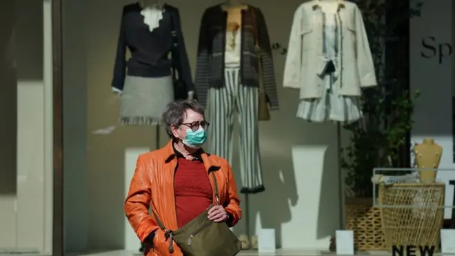 د جرمني ټولو ۱۶ ایالتونو پرېکړه کړې چې د ماسک اغوستل به لازمي وي