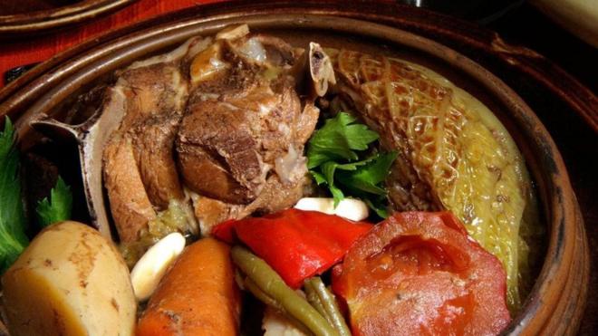 波黑美食 - 波斯尼亞 lonac 燉鍋（圖片來源：Ladi Kirn/Alamy）