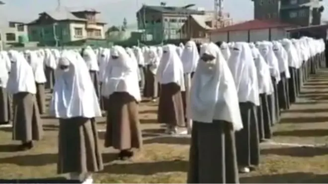 छात्राओं